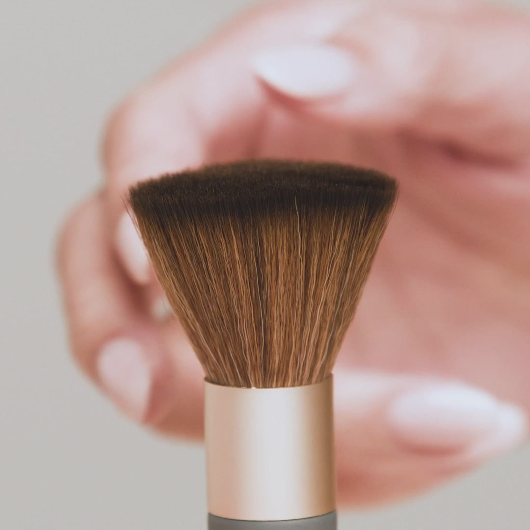 The Handi™ Brush