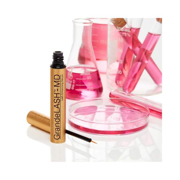 Flesje GrandeLash 2.0ml wimperserum voor vollere en langere wimpers, getest en goedgekeurd door oogartsen bij Lisa Bosmans Skincare