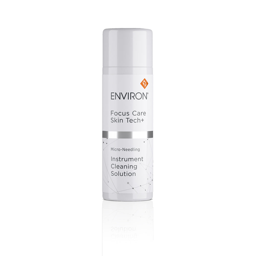 Reinigingsvloeistof voor Environ microneedling-instrumenten bij Lisa Bosmans Skincare